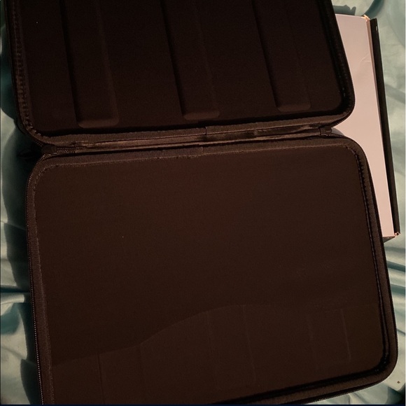Smatree A1331B Hard Shell Laptop Sleeve Case - Picture 5 of 5